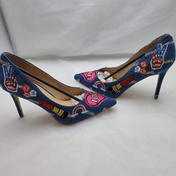 Penny Loves Kenny Mixed Blue Denim Pump - Picture 3 of 8